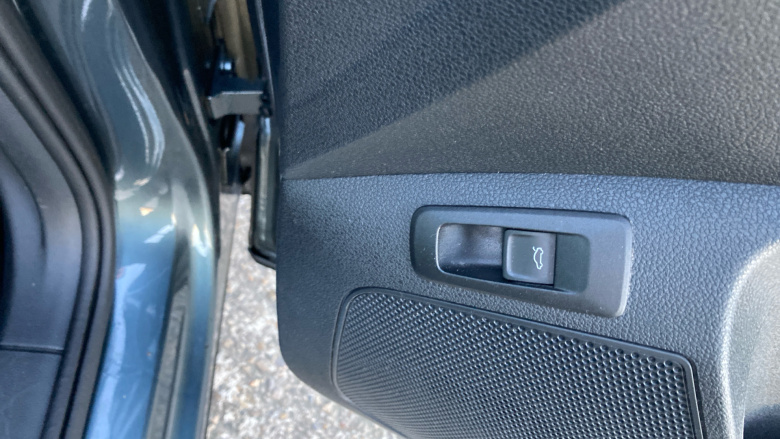 Skoda Karoq 1.0 TSI SE L 5dr Petrol Estate